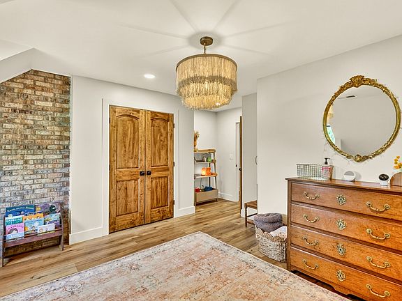 30th image of 2153 Williamsport Pike