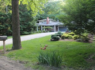 1607 N Livernois Rd, Rochester Hills, MI 48306