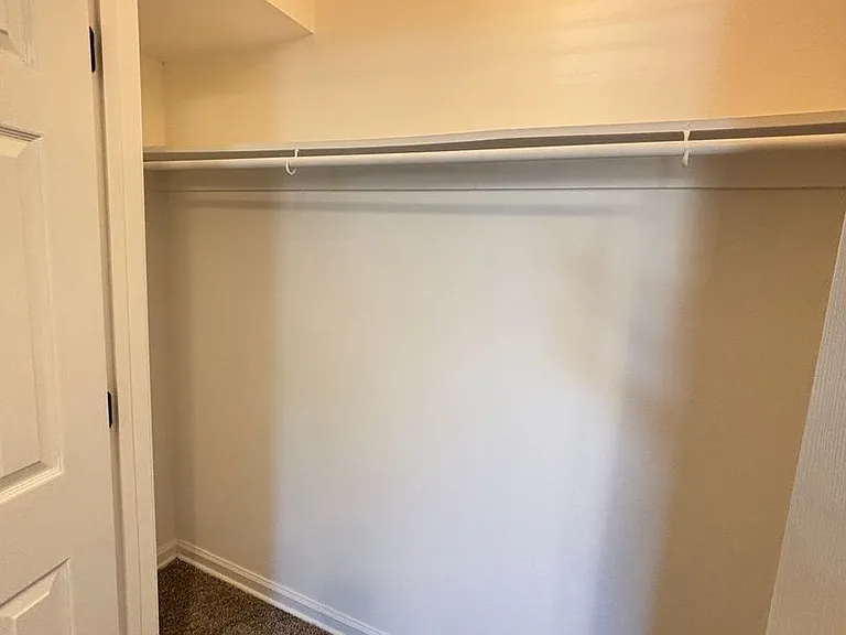 990 Eagle Ridge Cv — Photo 32