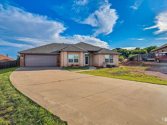 3rd image of 5805 Barrington Ct
