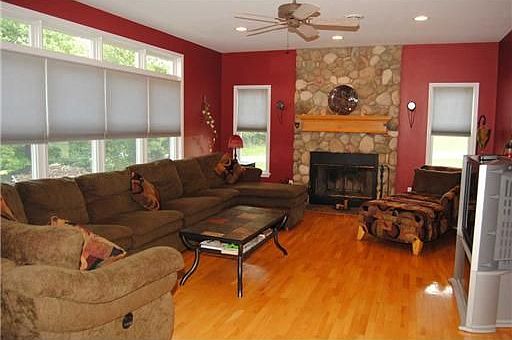 5th image of 107 Denniston Dr