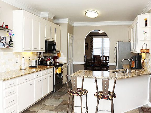 4th image of 3551 Bainford Dr