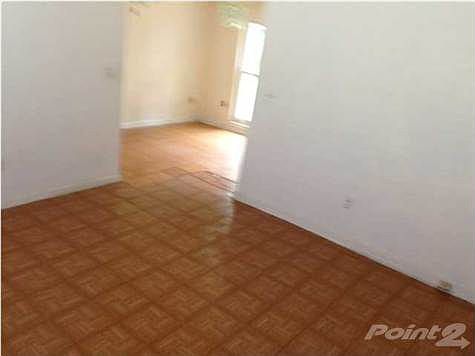 3rd image of 133 Berkley Dr