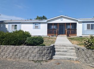 757 Hexon Rd, Selah, WA 98942