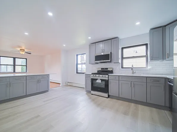 93 Myrtle Avenue image 4 of 35