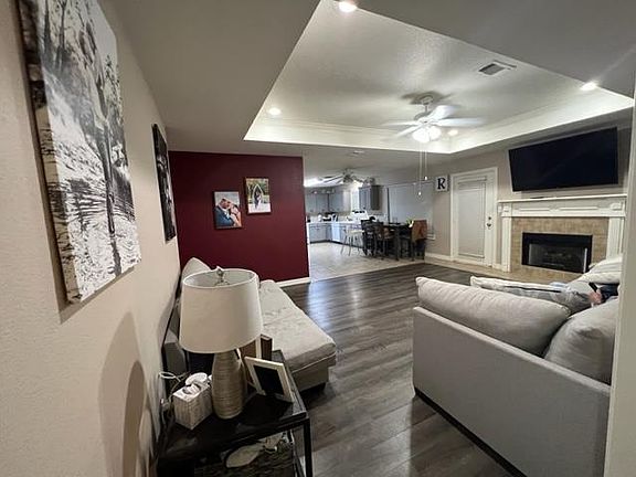 3rd image of 616 S 27th St