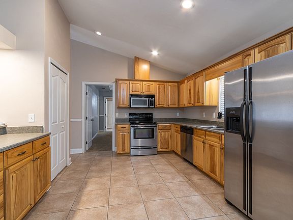 5th image of 25314 SW 21st Pl