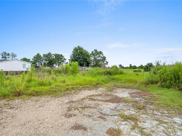 7305 Flounder Dr, Lake Charles, LA 70605