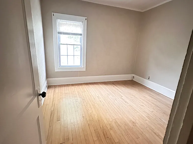 2021 N 54th St #2019 — Photo 3