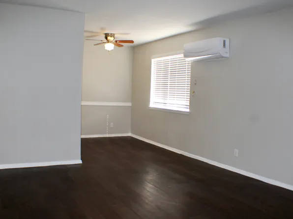 7130 Glen Ter APT 1, San Antonio, TX 78239