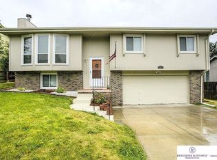 8817 N 83rd St, Omaha, NE 68122