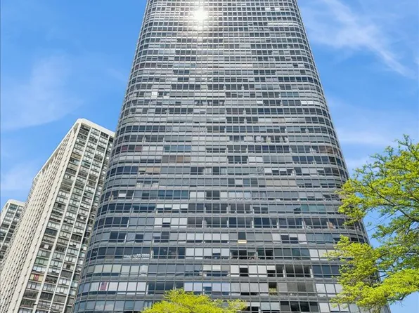 5415 N Sheridan Rd APT 2315, Chicago, IL 60640