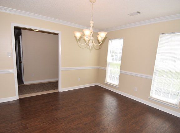 3rd image of 3417 Essex Pl
