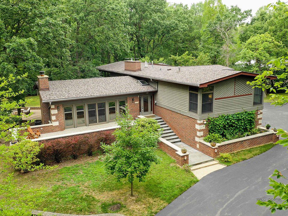 1st image of 2765 Edgewood Ln