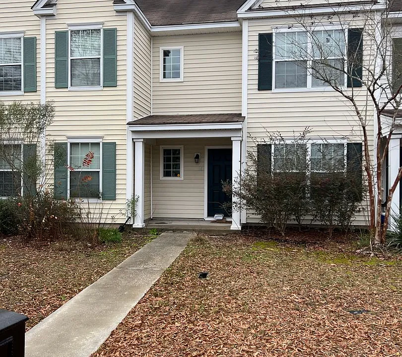 56 Ashleigh Ln