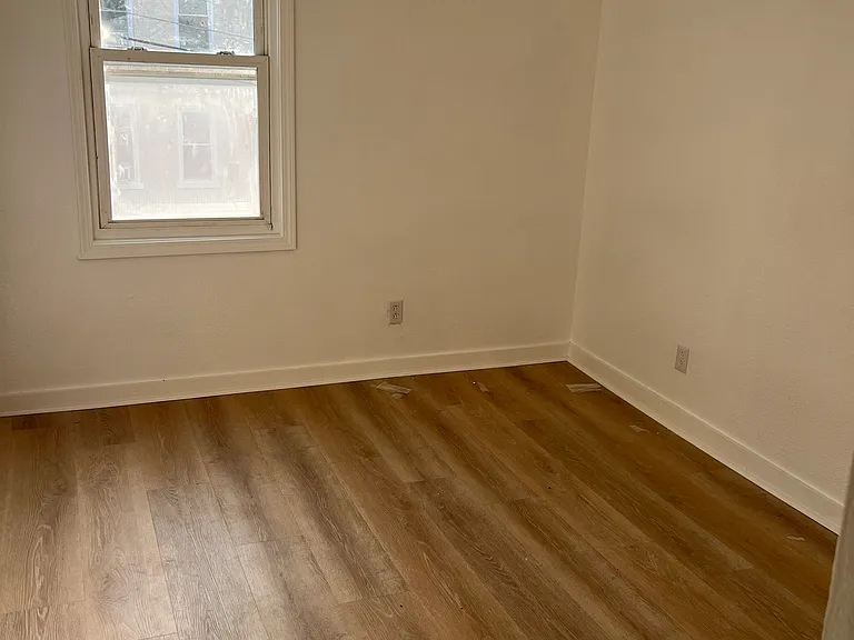 2722 McDowell St — Photo 6
