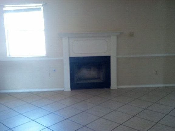 4th image of 1505 E 17th St