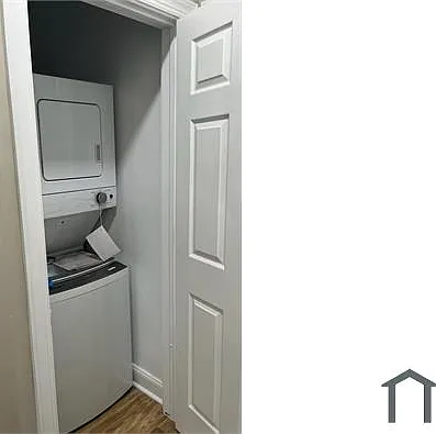 1154 Clairmount Ave — Photo 13