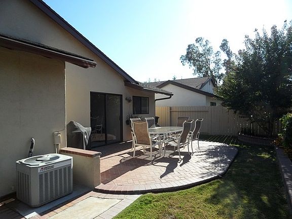3rd image of 723 E Fairway Dr