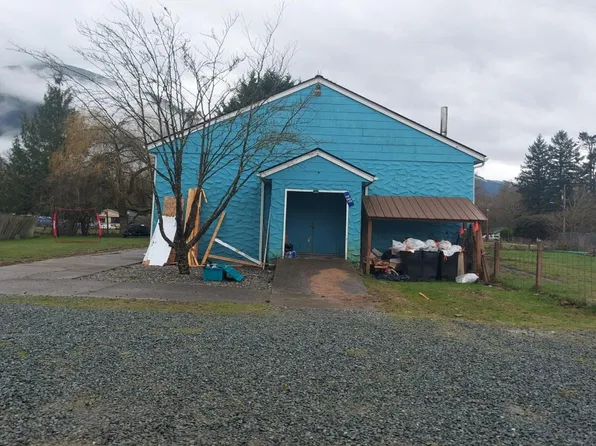 684 Maple St, Hamilton, WA 98255