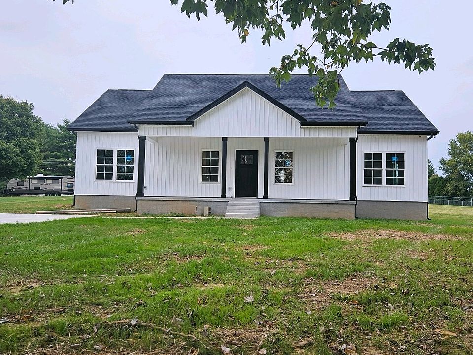 1st image of 30 Amber Ln