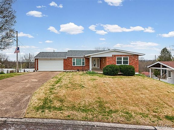 2nd image of 5416 Cherryview Ln
