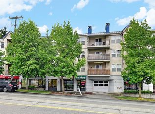 9750 Greenwood Ave N APT 305, Seattle, WA 98103