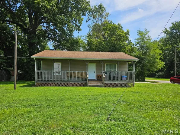 419 W Park Ave, Sparta, IL 62286