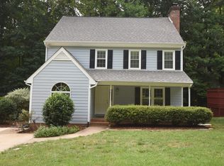 106 Topsail Ct, Cary, NC 27511