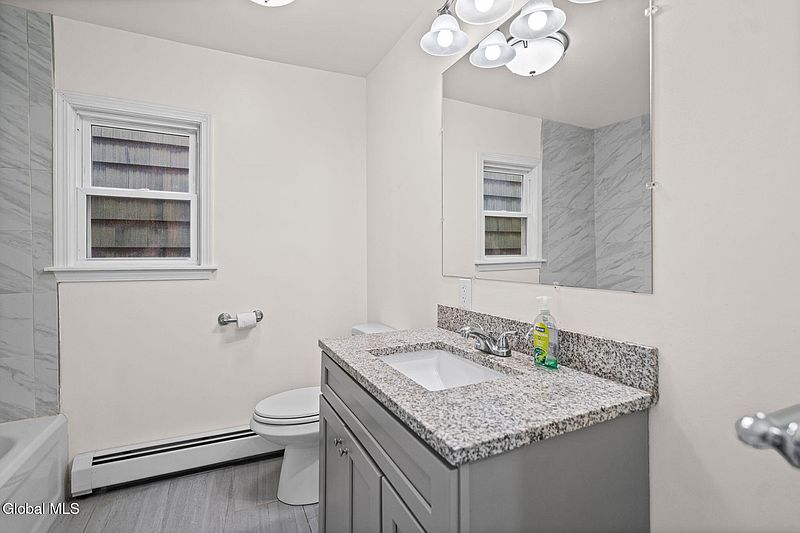 5th image of 38 James Street