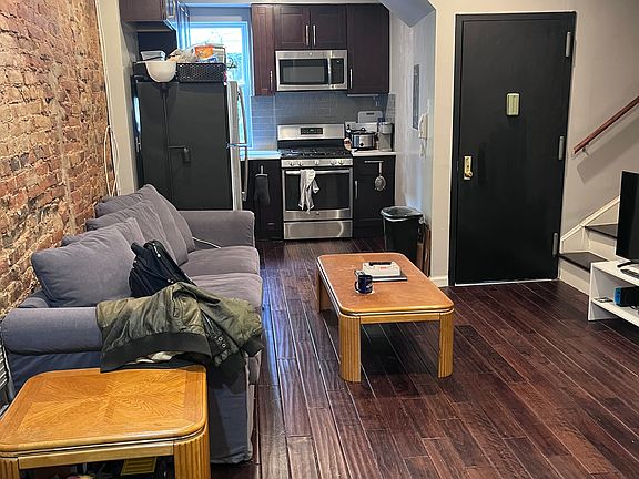 3rd image of 244 Race St #3