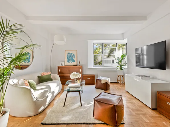 550 Grand Street image 1 of 6