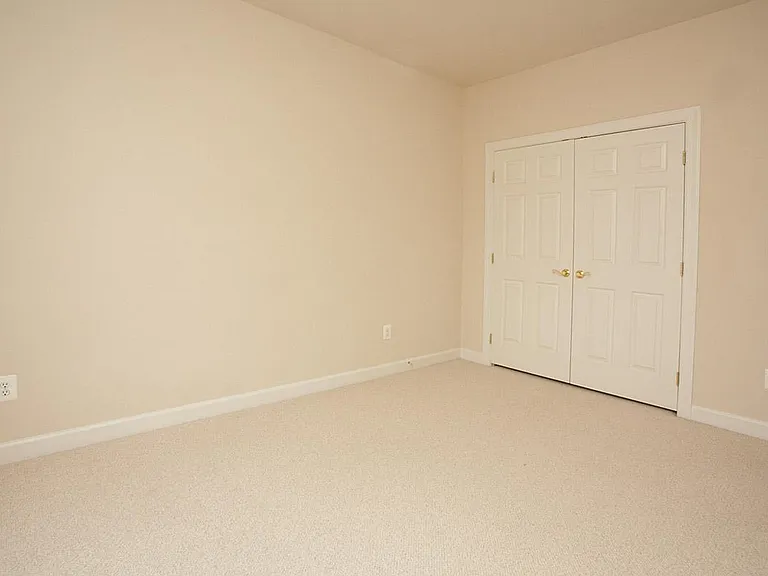 560 Odendhal Ave — Photo 23