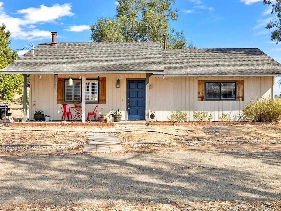1st image of 44417 Dove Ct