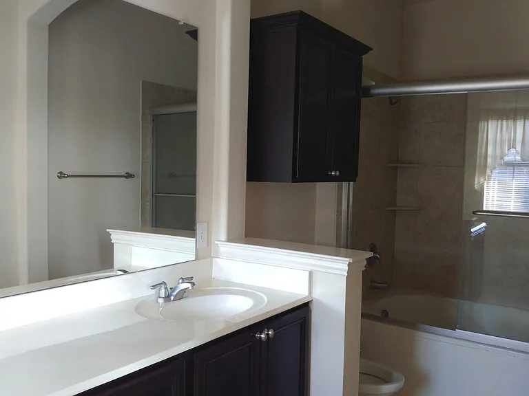 6608 Rutherford Rd — Photo 8