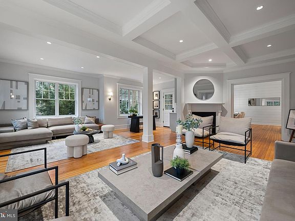 4th image of 520 Woodlawn Rd