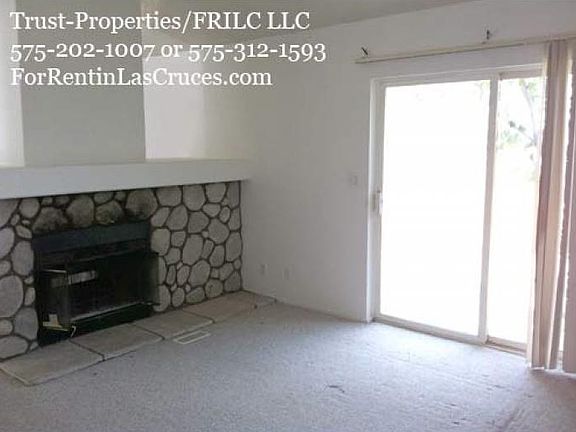 Family Room w/ FP