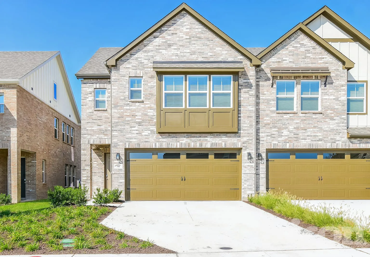 5468 Sandstone Drive Garland TX — Photo 1