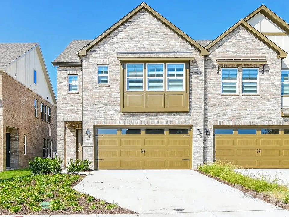 5468 Sandstone Dr