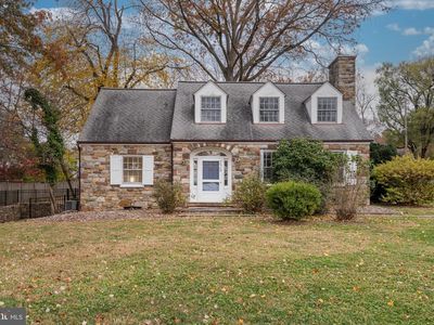 220 S 32nd St, Purcellville, VA, 20132