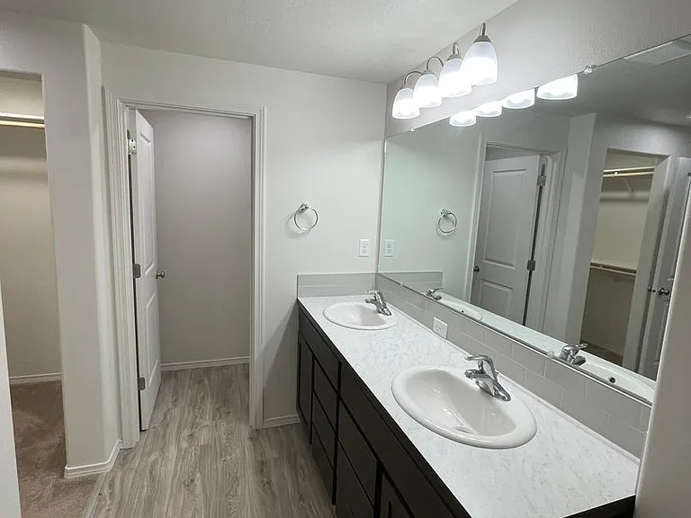 4213 Atwood Rd — Photo 25