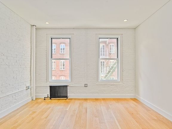 4th image of 146 Mulberry St #10A