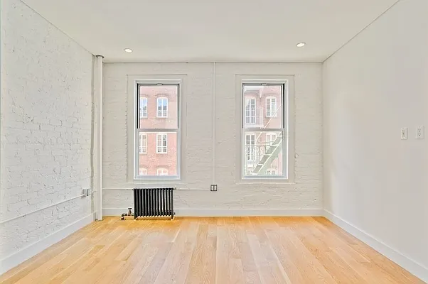 Rented by REAL New York | media 3