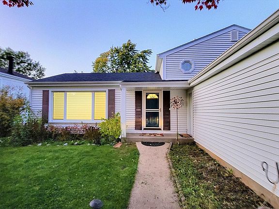2nd image of 540 Caren Dr