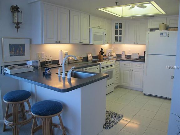 2nd image of 7458 Palm Island Dr #3224