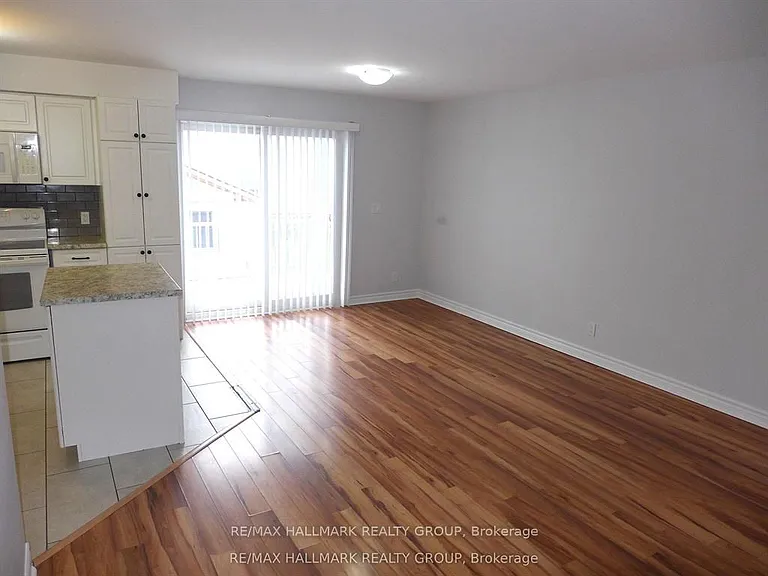 216 Carillon St #3 — Photo 2
