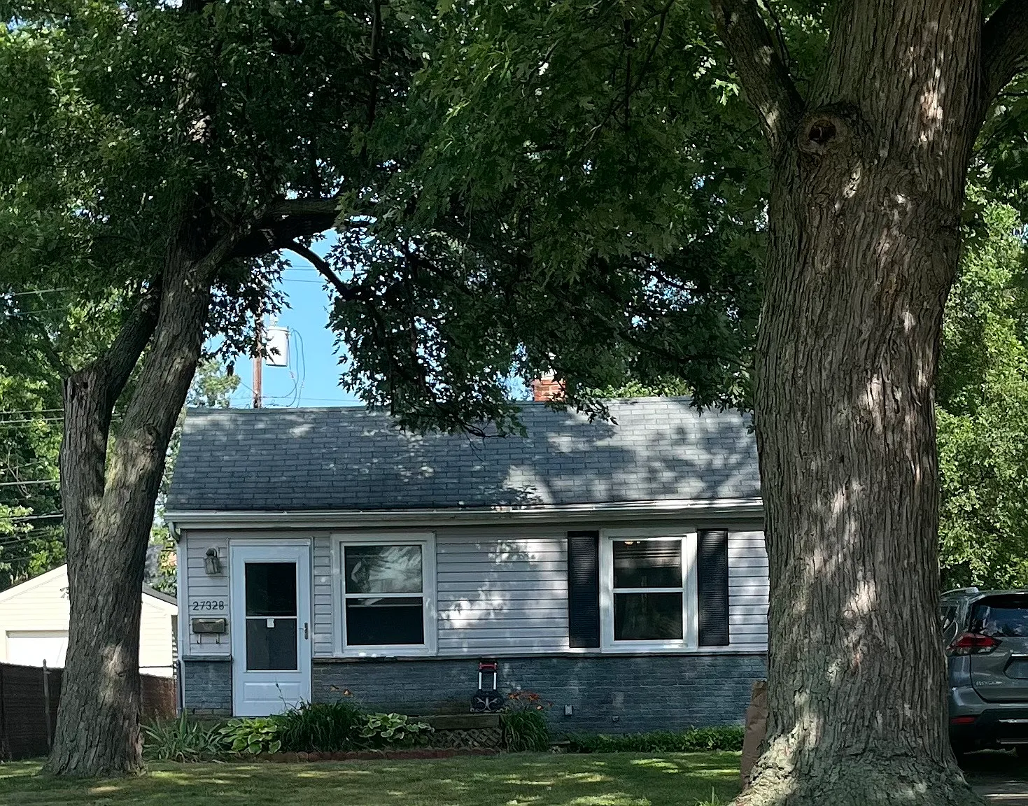 2 bed, 700 sqft, $1,400 — Photo 1