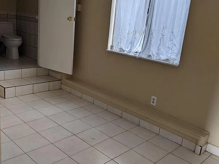 412 Avalon Dr — Photo 20
