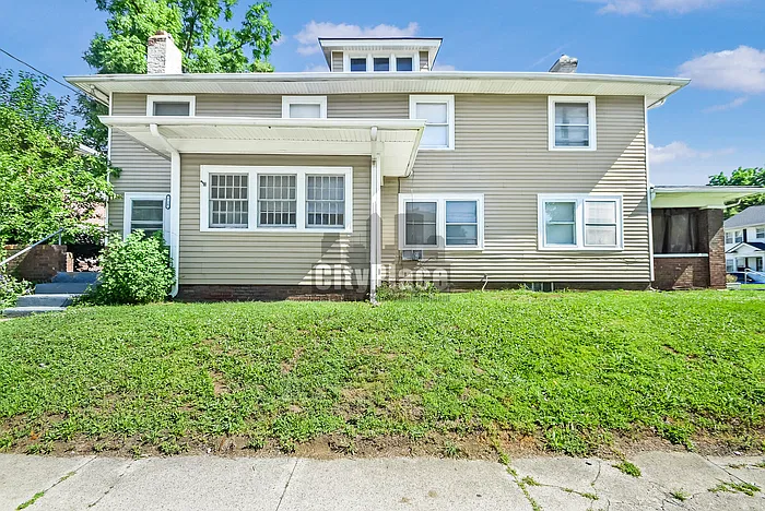 728 E 34th St — Photo 1