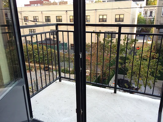 Rented by Cyberapts Management | media 6